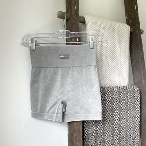 Bo+Tee Switch Shorts